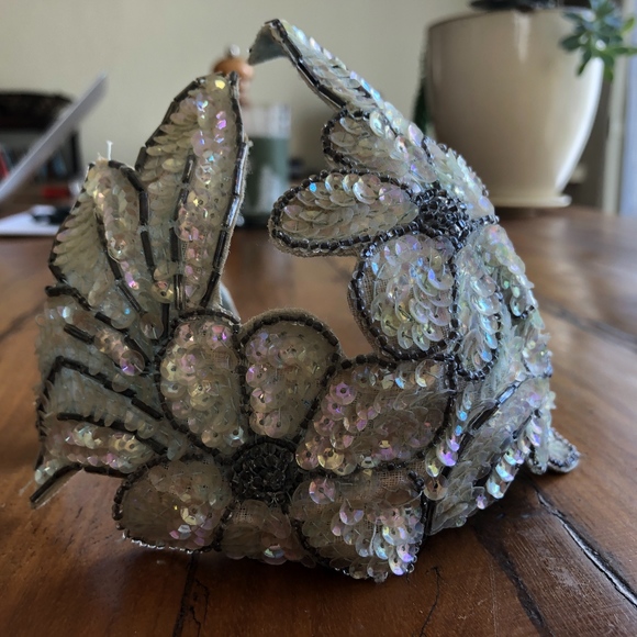 Vintage 1920\'s flapper sequin headpiece main image 4